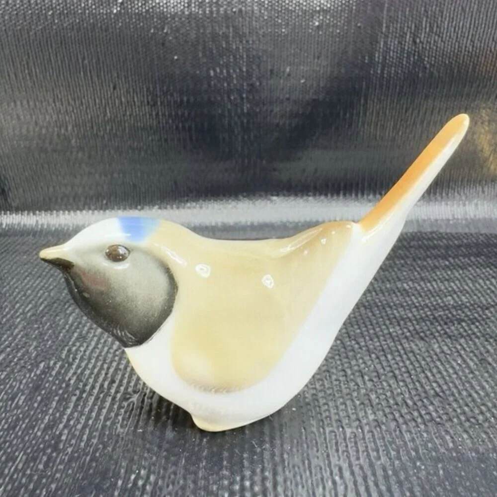Lomonosov Sitting White Blue Multicolored Bird Longtailed Tit‎ Figurine USSR VTG